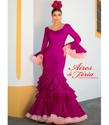 TRAJE YERBABUENA