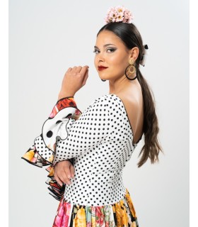 TRAJE MEDINA