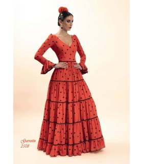 TRAJE GARROTIN