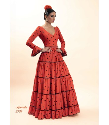 TRAJE GARROTIN